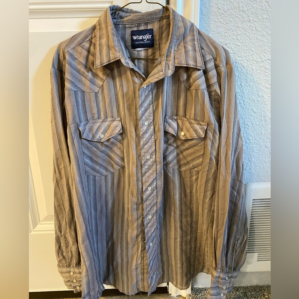 Wrangler pearl snap